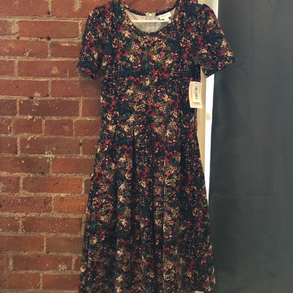 Lularoe Floral Amelia